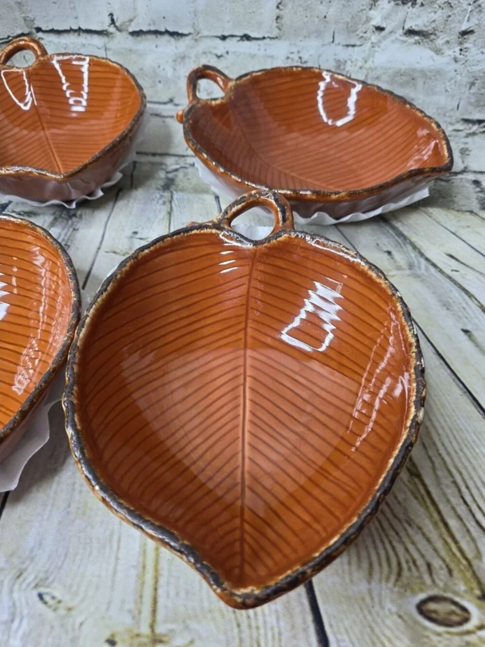 4 Leaf Shaped Hand Painted Crafted Ceramic Bowl Burnt Orange Rough Glazed Finish